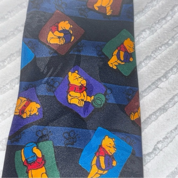 Men's DISNEY Winnie The Pooh Bear Tie‎ NECKTIE HONEY POT JUG BLUE - Picture 3 of 7